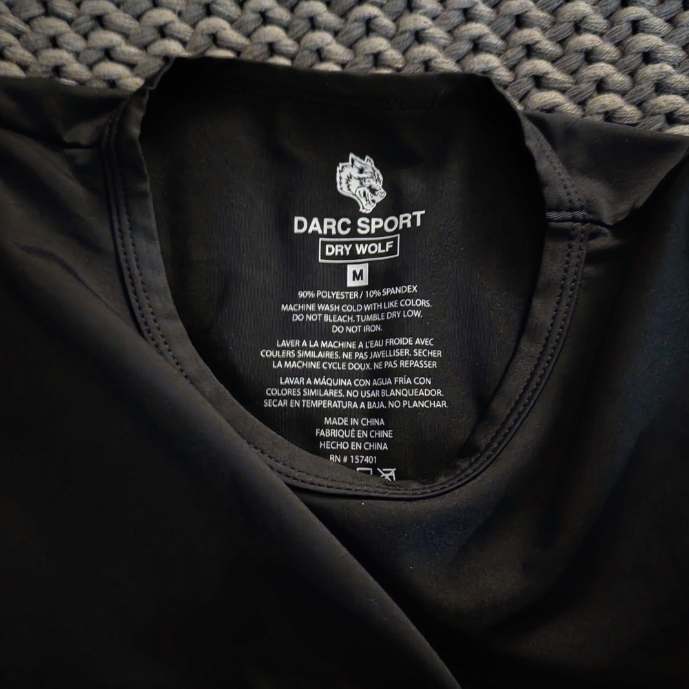🐺 Darc Sport Men's Dry Wolf Tank Medium NEW - Picture 3 of 4